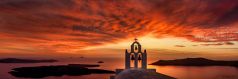 Santorin , Santorini , Griechenland , Glockenturm auf Santorin zum Sonnenuntergang